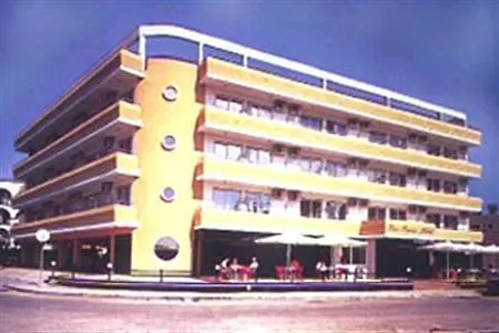 San Remo Hotel Larnaca